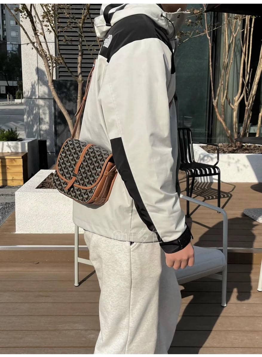 Messenger 001